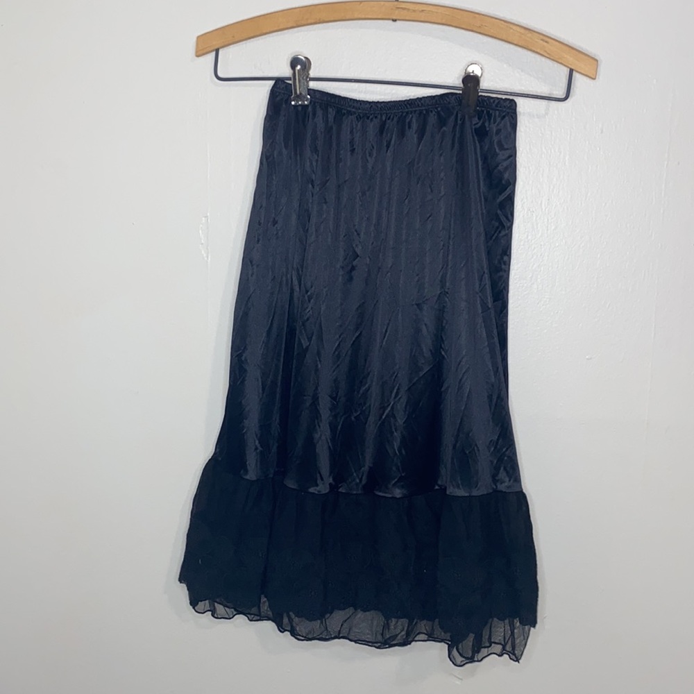 🎱O2 Collections Black slip! - Picture 2 of 6